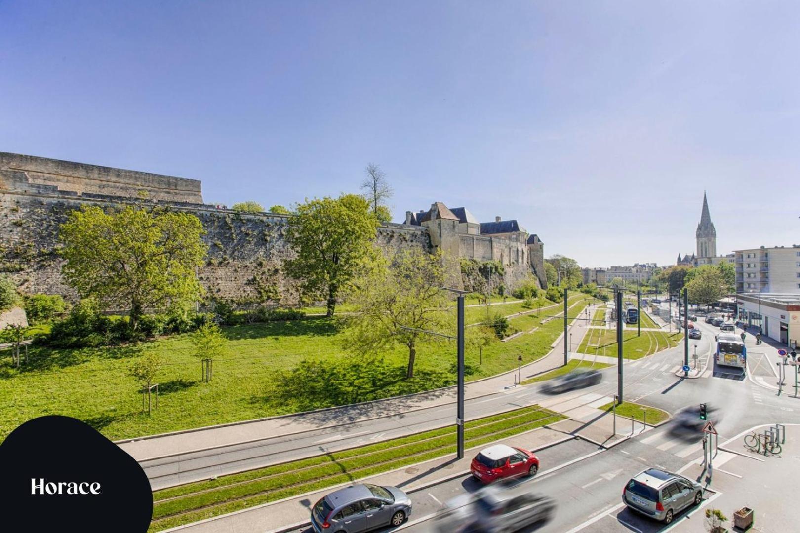 Le City - Parking And Comfort In The City Centre كان المظهر الخارجي الصورة
