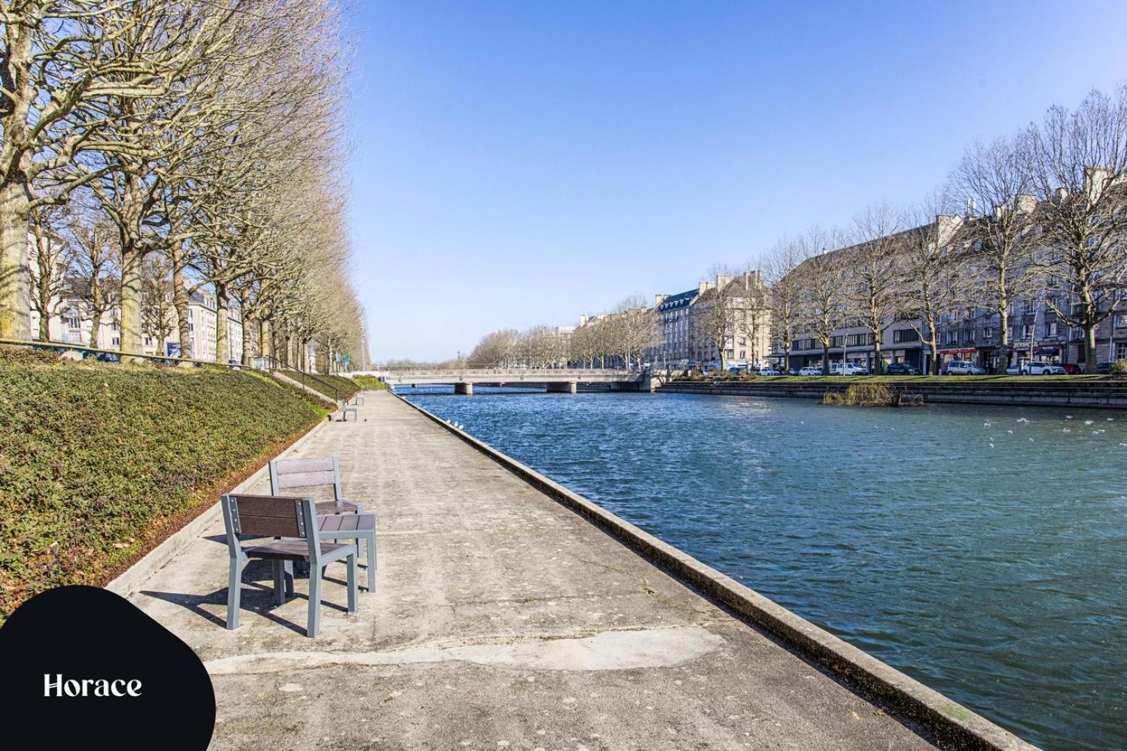 Le City - Parking And Comfort In The City Centre كان المظهر الخارجي الصورة